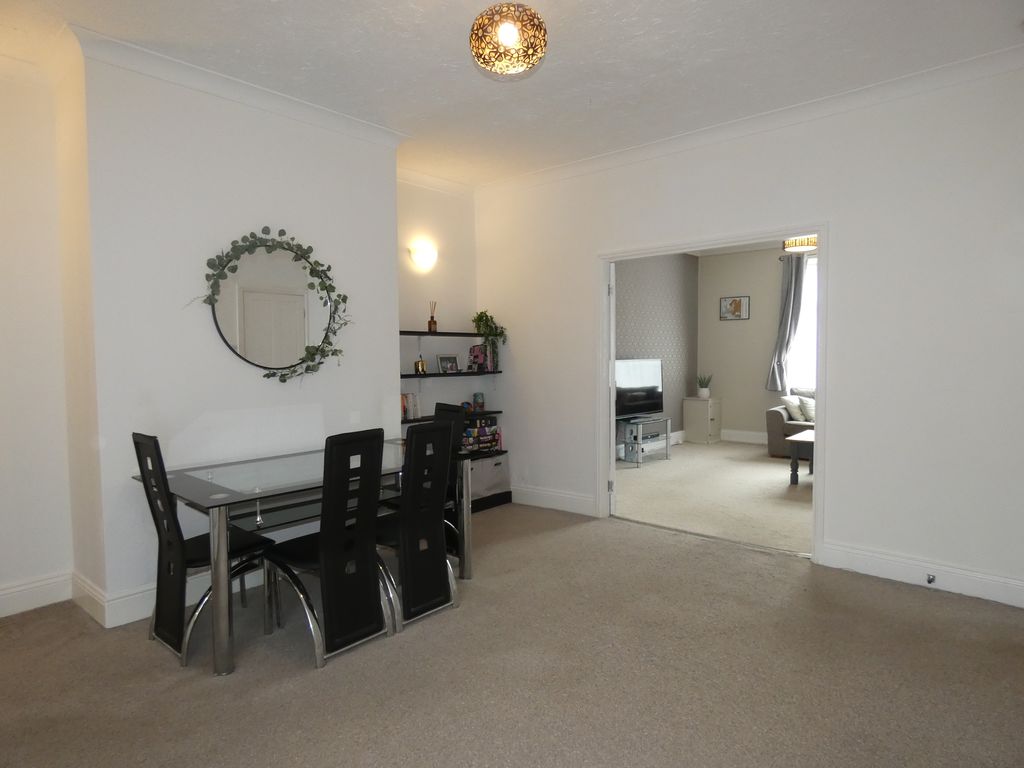 Dining Room- click for photo gallery